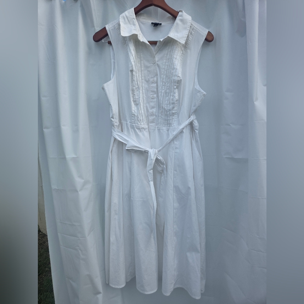 Torrid White Sleeveless Midi Dress